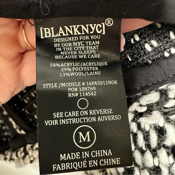 BLANK NYC Marled Boucle Asymmetrical Zip Wool Blend Jacket Size Medium - Picture 10 of 11